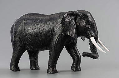 Статуэтка «Слон сафари»
