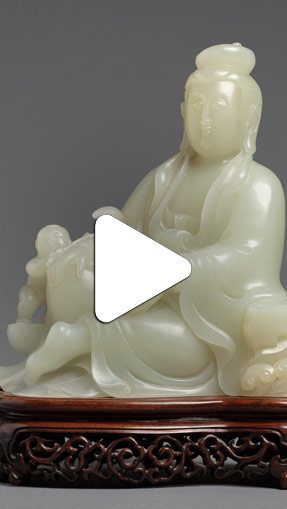Видео Скульптура сидящей Бодхисаттвы Гуаньинь с мальчиком