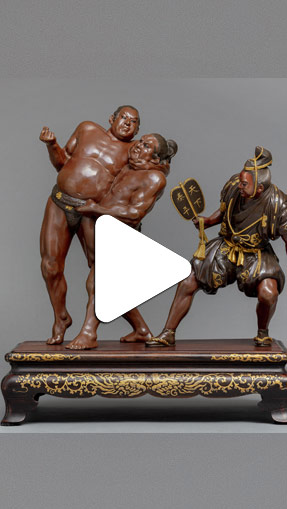 Видео Скульптура «Поединок борцов сумо»