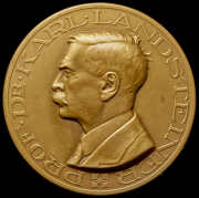 Медаль "В память профессора доктора Карла Ландштейнера" (в п/у)