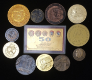 Набор из 12 медалей