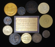 Набор из 12 медалей