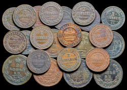 Набор из 23 медных монет 2 копейки