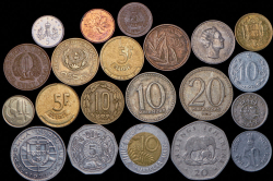 Набор из 54 монет (страны мира)