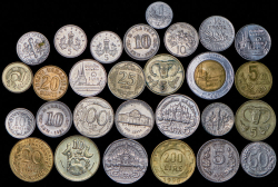 Набор из 64 монет (страны мира)