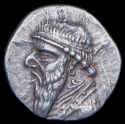 Драхма. Митридат II. Парфия