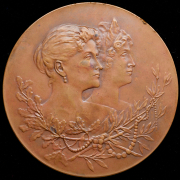 Медаль "100-летиe Императорского СПб женского патриотического общества" 1912