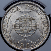 5 патакас 1952 (Макао) (в слабе)