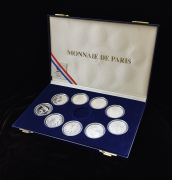 Набор из 9 монет 100 франков 1992 "Зимние олимпийские игры в Альбервиле" (Франция) (в п/у)