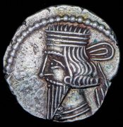 Драхма. Вологез III. Парфия