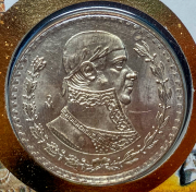 Набор из 4 сер  монет (страны мира) (в п/у)