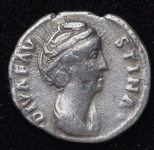 Денарий. Фаустина старшая. Рим империя.