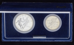 Набор из 2-х монет "Чемпионат мира по футболу 1994" (США) (в п/у)