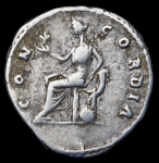 Денарий. Фаустина младшая. Рим империя.