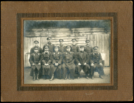 Фотография "Служащие пожарной части. г. Симбирск"